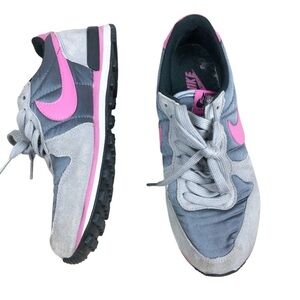 Nike Women's Running Shoes Gray Pink Lace Up Sneakers‎ Athletic